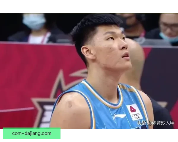 北京男篮下半场崩盘惨败上海,翟晓川独木难支范子铭表现低迷 北京男篮下半场崩盘惨败上海,翟晓川独木难支范子铭表现低迷